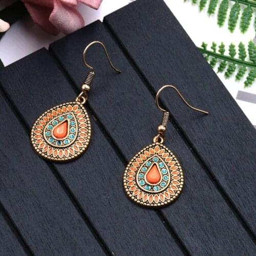 Hot Selling Fashion Oil Drop Earrings Multi-color Teardrop-Shaped Semi-precious Stone Drop Earrings Decorations