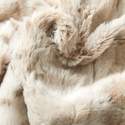 Thick Winter Furry Faux Fur Sofa Blanket White Leopard Thermal Throw blanket Bedroom Fluffy Bed Luxury Couch Throw Blanket