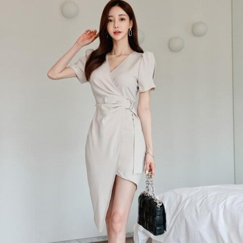 Fashion Korean Vintage Puff Sleeve Mini Party Dress Ladies OL Elegant Coffee Break Casual V-Neck Folds Solid Asymmetrical Dress