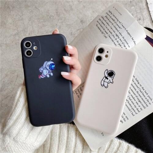 For iphone 11 pro max 7 8 plus xs max x xr 12 mini Cute Cartoon Astronaut Phone Case Color Border Soft Silicon Space Planet Case