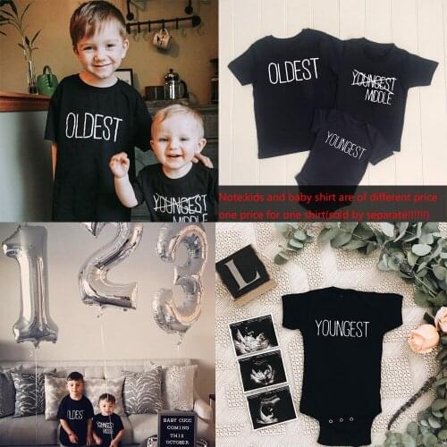 Family Matching Tshirts Baby Sibling Shirt Baby Bodysuit Black Tees Drop Ship Oldest Middle Youngest Family Shirt Set Childrens