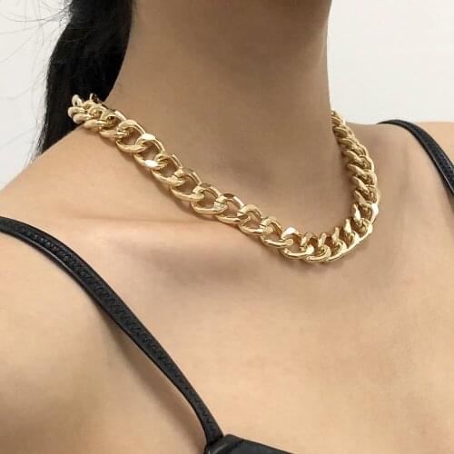 Laoloutian Chains