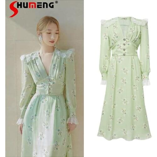 2021 Summer New Retro French Floral Green V-neck Lace Flared Sleeve Dress Female Sexy