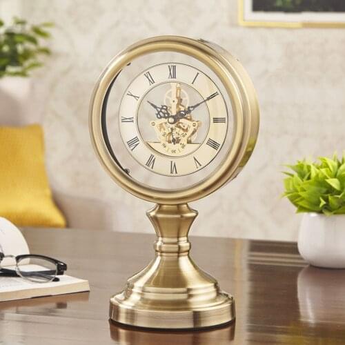 Luxury Table Clock Metal Bedside Quartz Clock Table Watch Living Room Creative European Clock Retro American Desktop Decorative