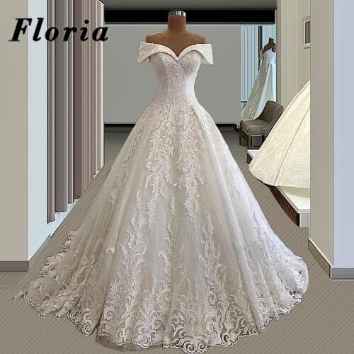 Embroidery Wedding Dresses With Long Train Dubai Beading Crystal Bride Dresses Off the Shoulder Bridal Gowns 2021 Robe De Mariee