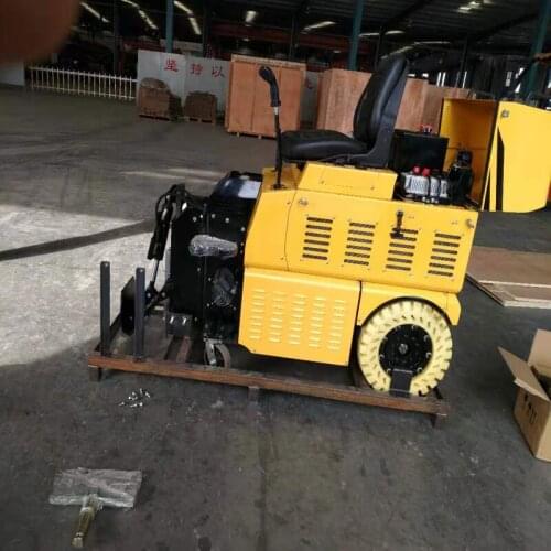 Stepless Speed Floor Scraper Hydraulic Ride On Construction Machine