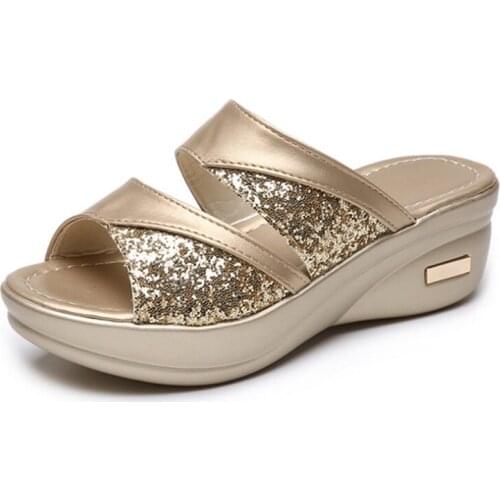 20 new shoes children Europe and America retro shoes slope heel sandal car line antiskid large