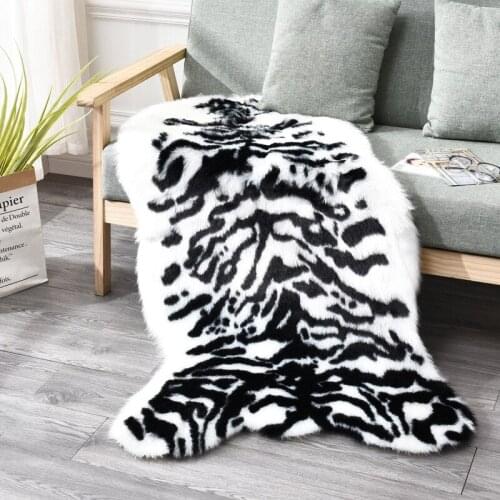 2020 Fashionable Cute Cartoon Panda Penguin Carpet Household Sofa Cold Proof Warm Mat Cushion