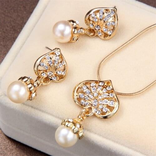 Heart Leaf Jewelry Set Lovers Gift Womens Fashion Imitation Pearl Drop Earrings Pendant Necklace Set Gold Plated Color