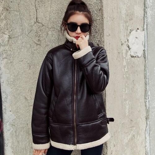 Black Color Women Sheepskin Fake Fur Coats Russian Winter Warm Woman Faux Fur Leather Coats European Lady Leather Overcoats A304