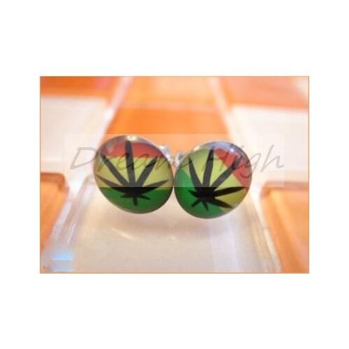 Leaf Earring Ear stud Free shipping Ear piercing multicolour 316L Stainless steel 8mm Accept Red Yellow Green D09