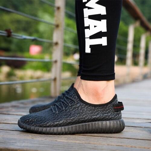 Fashion Design Summer Mens Casual Shoes 2020 New Fashion Breathable Mesh Lightweight Sneakers Flying Weaving Tenis Masculino