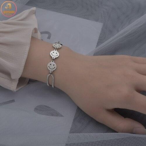 Akizoom New Charms Stainless Steel Bracelets For Women With Smile Face Man Bracelet Party Girl Couple Jewelry Gift Freeshipping