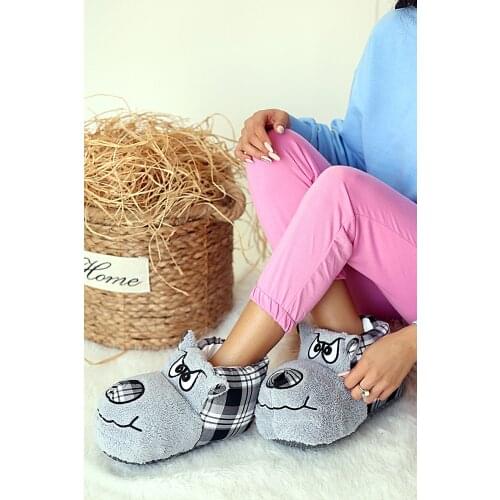 Bbb Showroom Footwear