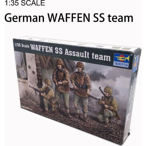 1:35 WAFFEN SS Assault Team 1/35 German Attacking Group Soldiers Military Model Scene Puppet Element Trumpeter 00405