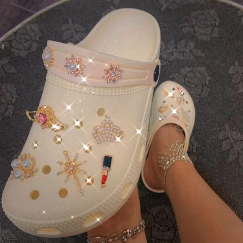 Summer Women Slippers Crystal Pearl Clogs Outdoor Garden Shoes Beach Sandals Female Flip Flops Indoor Home Slides Bathroom Shoes