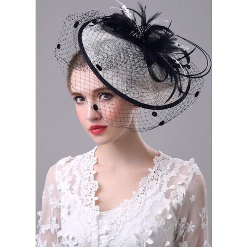 2019 Women Wedding Hats Chic White and Black Flower Feather Headpiece Face Veils Party Gifts Bridal Hat and Fascinators
