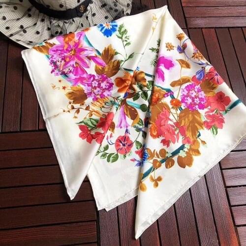 2020 new arrival spring classic flower pattern 100% pure silk scarf twill hand made roll 90*90 cm shawl wrap for women lady