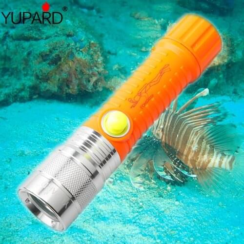 XM-L2 LED T6 IPX6 underwater Diving diver Outdoor flashlight flashlight white yellow light diving light +18650 battery charger