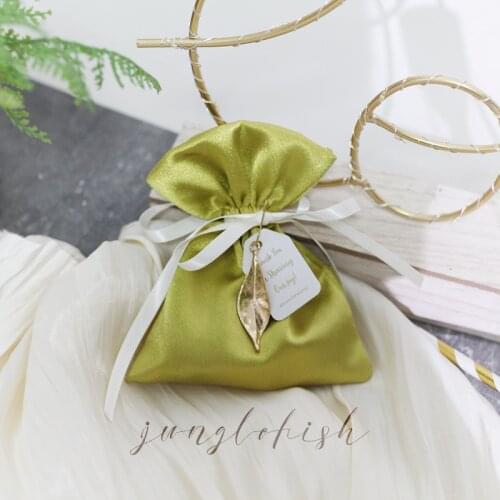 10pcs/lot Mustard green High-grade silk satin wedding Gift bag Chocolate Boxes Package/Wedding Favours candy Bag free shipping