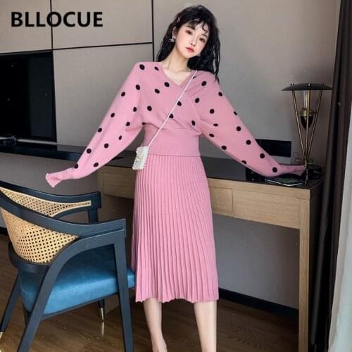 BLLOCUE Autumn Winter Knit 2 Pieces Set Women Sexy V-Neck Wave Point Pullover Sweater+Pleated Skirt Female Backless Sweater Suit