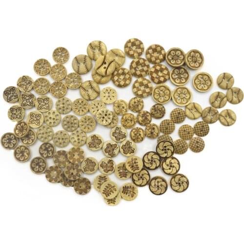 20Pcs/Bag coconut shell Buttons Handmade Letter Love Scrapbooking For Wedding Decoration 2/4 Holes Buttons