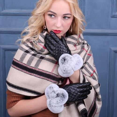 2019 Leather gloves female winter looply thin plus velvet thickening rex rabbit hair thermal cycling gloves