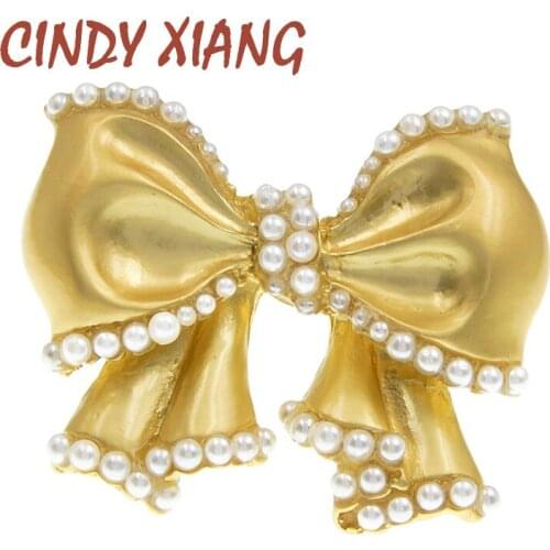 CINDY XIANG New Arrival Gold Bow Brooch Pins Vintage Cute Metal Simulated Pearl Brooches Broches Fashion Elegant Jewelry Gifts