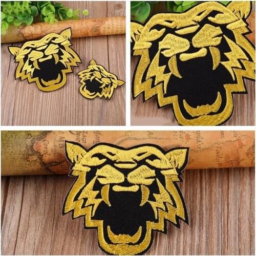 2019 New embroidered patch decoration clothing domineering tiger art big badge badge DIY Iron-On clothes denim paste process