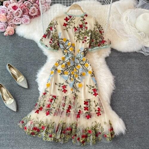 Summer new embroidery net yarn Dress Round neck temperament retro elegance woman dress Short sleeve dresses for women 2021