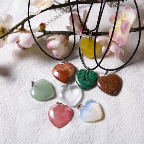 Hot Opal Necklaces Leather Choker Necklace Heart Shape Design Opal Pendant Exquisite Beautiful Women Necklace Jewelry