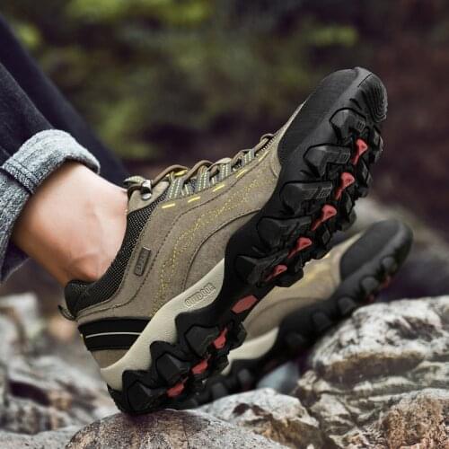 2020 Autumn Winter Ourdoor Men Shoes Breathable Lace-up Mens Sneakers Fashion Luxury Designer Black Work Leather Casual Man Shoe