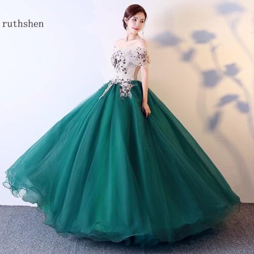Arabic Prom Dresses Long Off Shoulder Elegant Ball Gown Masquerade Dress Green Debutante Masquerade Formal Prom Gown