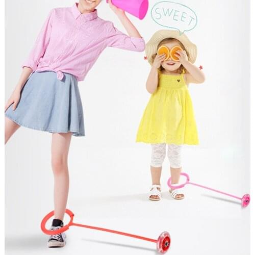 Hot Selling Children Flashing Jumping Rope Ball Colorful Ankle Sports Swing Ball Toys Fun Skip Rope Ball Playground Sports Kits