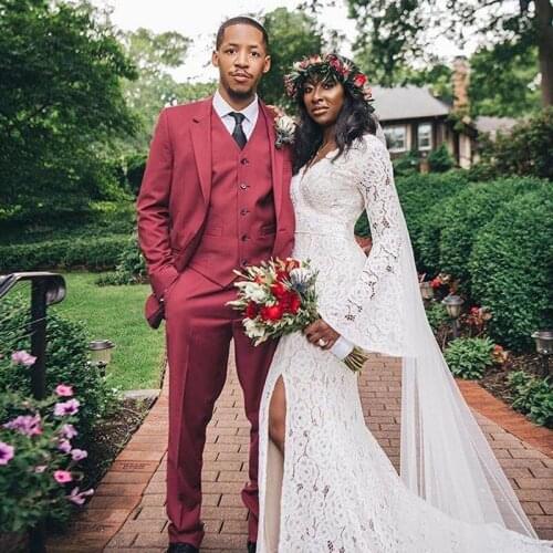 Personal Three Pieces Slim Wedding Tuxedos Two Buttons Notched Lapel Groomsmen Wear Handsome Mens Formal Jacket +Pants+Vest