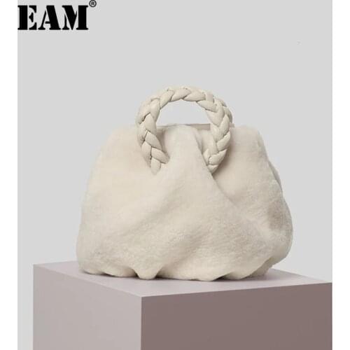 [EAM] Women New Retro Simple Woven Cute Plush Mini Bucket Bag Personality All-match Top-handle Bag Fashion Tide 2021 18A2311