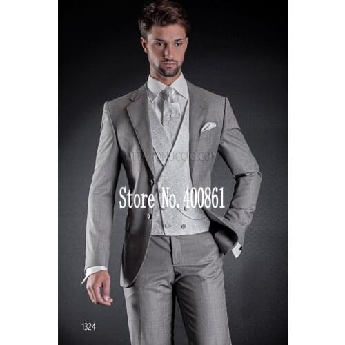 Fantastic Two Buttons Light Grey Groom Tuxedos Groomsmen Notch Lapel Mens Suits Blazers (Jacket+Pants+Vest+Tie) W:1180