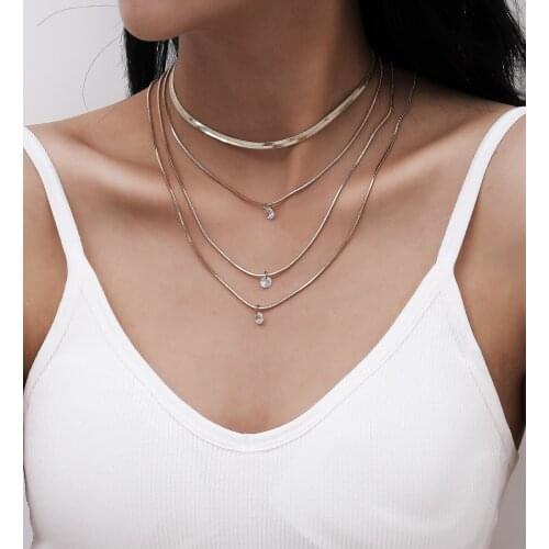Fashion jewelry with simple and fresh multi-layer special chain necklace fashion crystal pendant necklace set for female