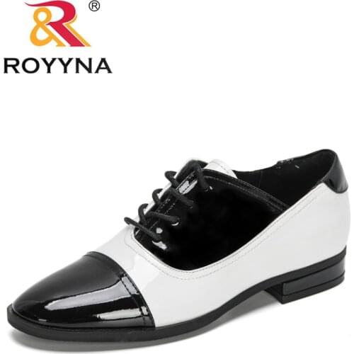 ROYYNA 2021 New Designers Chunky Heel Genuine Patent Leather Oxford Shoes Women Dress Pumps Lace Up Round Toe Office Shoe Ladies