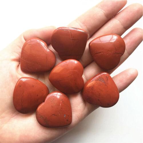 30mm Natural Red Jasper Heart Shaped Stone Crystal Hand Carved Palm Healing Gemstones Natural Quartz Crystals 1PC