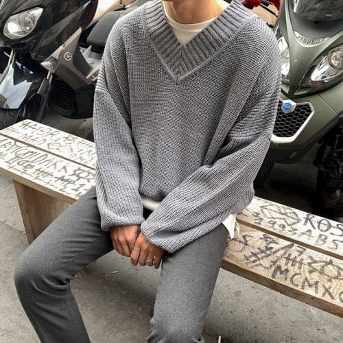 2021 Autumn new mens short knit sweater Korean style fashion lazy style V-neck sweater loose wild pullover jacket