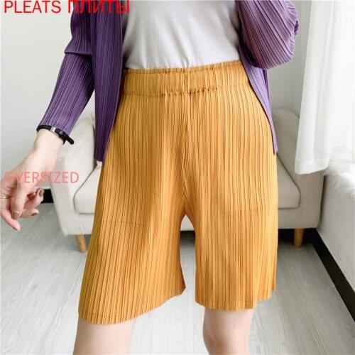 Miyake Pleated Five-pointShorts 2021 Summer New Straight-leg Shorts Ladies Casual Pleats Short Femme Ropa Mujer Pantalones