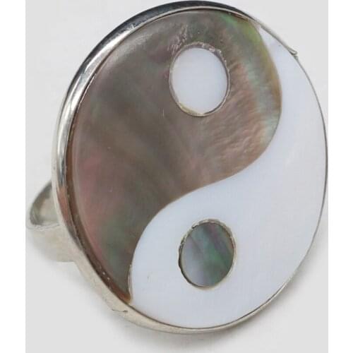 Wholesale Explosive Freshwater Shells Natural Stone Round Gossip Ring ReligiousDIY Exquisite Rings Jewelry Decoration Gift Party