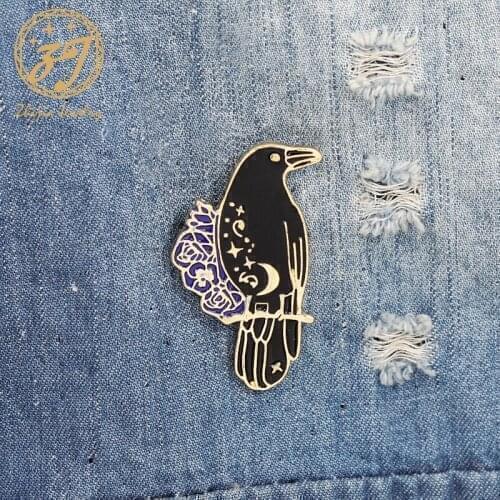 Personalized Fashion Brooch Pin Zinc Alloy High Quality Jewelry Magpie Blue Rose Pin For Women Backpack Hat Brooch Wear
