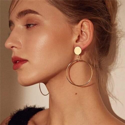 2020 New Fashion Charm Gold Geometric Stud Earring Romantic Love Earrings Womens Fashion Jewelry Accessories