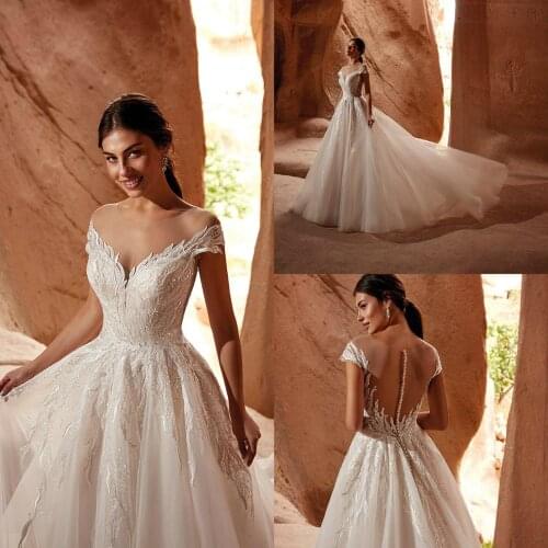 2021 Wedding Dresses Off Shoulder Capped Sleeve Lace A-Line Bridal Gowns Custom Made Button Back Sweep Train Wedding Dress