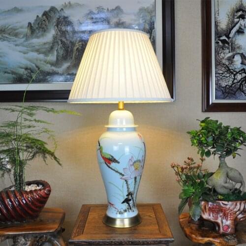 Vintage chinese bedroom living room wedding table lamp Jingdezhen porcelain ceramic table lamp art desk table lamp