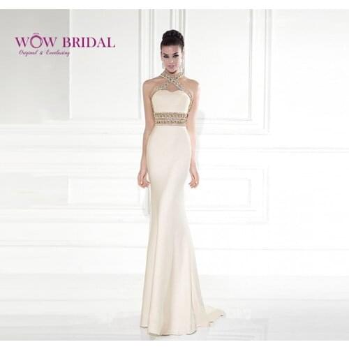 Wowbridal Gorgeous White Long Prom Dress 2021 Sexy Halter Off the Shoulder Beaded Open Back Sweep Train Ruched Mermaid Dress