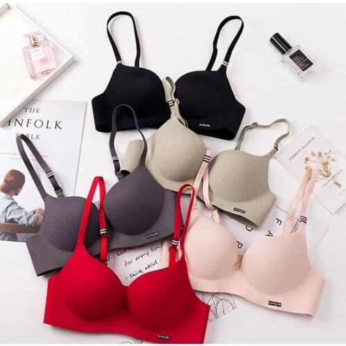 Perfering Women Bra Soft Wireless Red Sexy Lingerie Fashion Adjusted Seamless Bralette Female A B Cup Push Up Bras Underwear