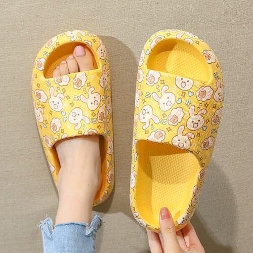 New Slippers Women Sandals Designer Brand Platform Shoes Outside Fashion Female Graffiti Flip Flops Male Home EVA Non-slip Shoes